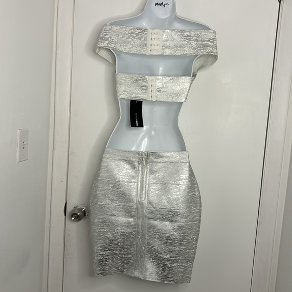 SOLD IN LIVE SHOW - Picture 5 of 5